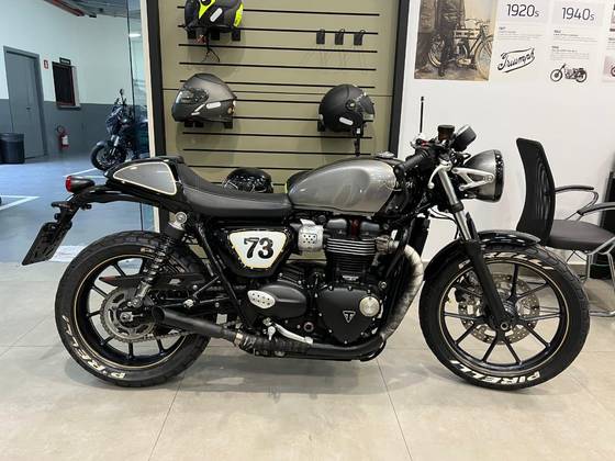 TRIUMPH STREET CUP 